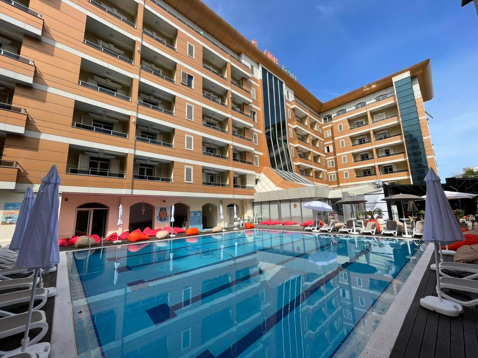 Amh Hotel Драч Екстериор снимка